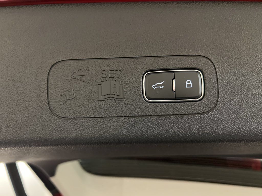 Used 2026 Lincoln Aviator Reserve AWD/4WD image 40