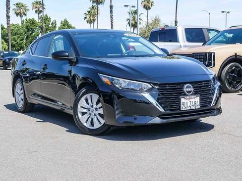 Used 2024 Nissan Sentra S FWD image 2