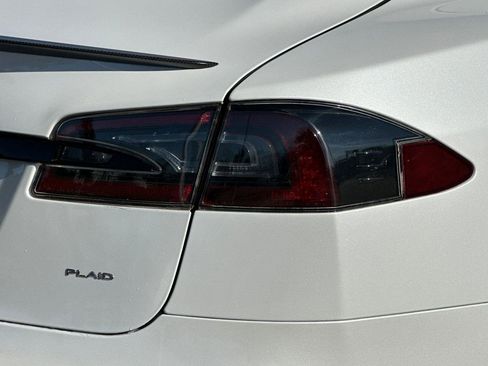 Used 2021 Tesla Model S Plaid image 26