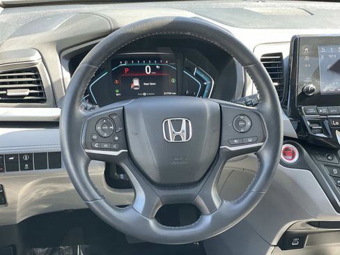 Certified 2023 Honda Odyssey EX-L image 4