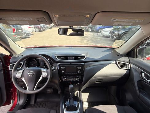 Used 2015 Nissan Rogue SV AWD/4WD image 7