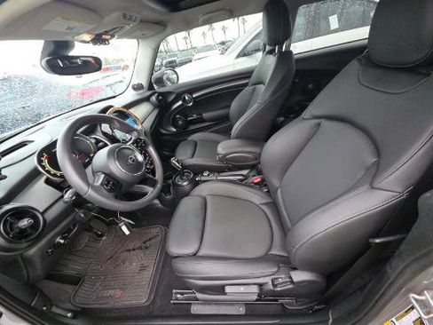 Used 2024 MINI Cooper S FWD image 4