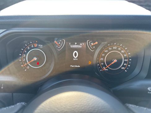 New 2026 Jeep Gladiator Sport image 13