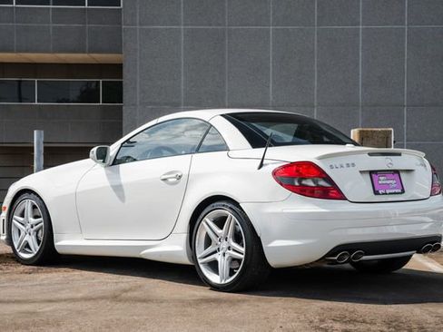 Used 2009 Mercedes-Benz SLK 55 AMG image 26