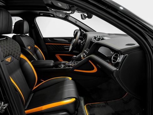 Used 2023 Bentley Bentayga Speed image 37