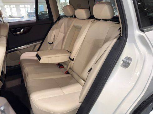 Used 2015 Mercedes-Benz GLK 350 2WD image 12