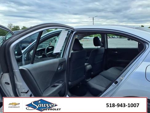 Used 2017 Honda Accord LX image 22