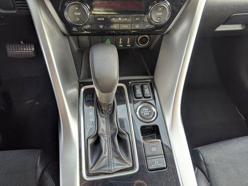 Used 2024 Mitsubishi Eclipse Cross SE image 13