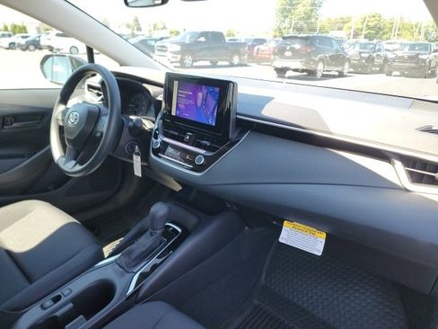 New 2025 Toyota Corolla LE image 15