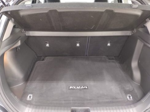 Certified 2021 Hyundai Kona Limited w/ Cargo Package AWD/4WD image 17