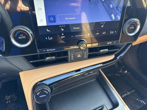 Certified 2024 Lexus NX 250 FWD w/ Towing Package (2000 Lbs) image 19