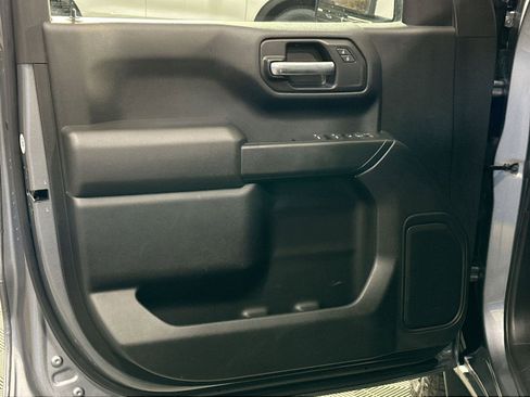 Used 2021 Chevrolet Silverado 1500 Custom w/ Safety Confidence Package image 15