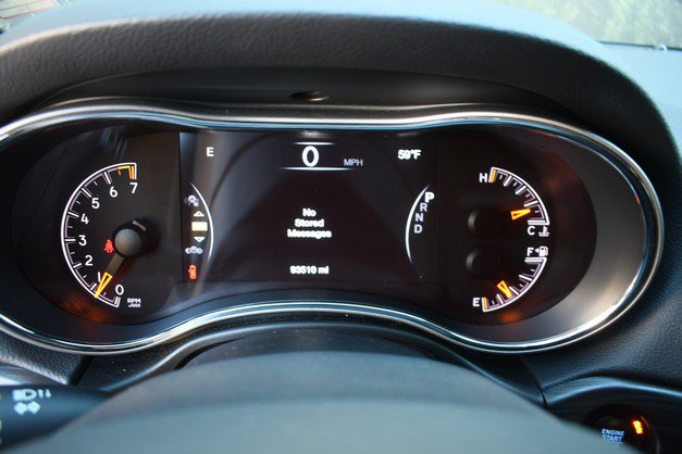 Used 2019 Jeep Grand Cherokee Altitude AWD/4WD image 31