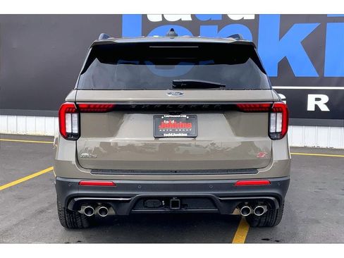 New 2026 Ford Explorer ST image 4