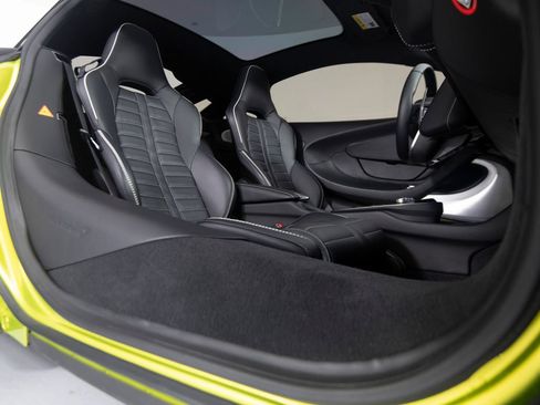Used 2025 McLaren GTS RWD image 31