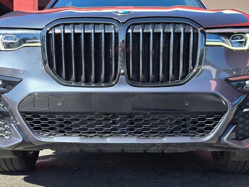 Used 2022 BMW X7 xDrive40i w/ M Sport Package image 14