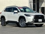 Used 2022 Toyota Corolla Cross XLE image 2