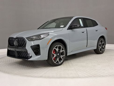 New 2026 BMW X2 xDrive28i w/ Technology Package image 32