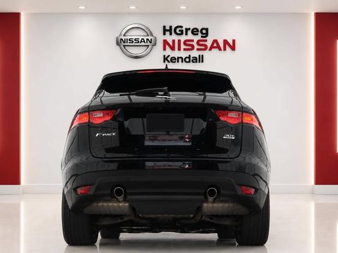 Used 2020 Jaguar F-PACE Prestige AWD/4WD image 6