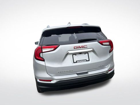 Used 2022 GMC Terrain SLT image 5