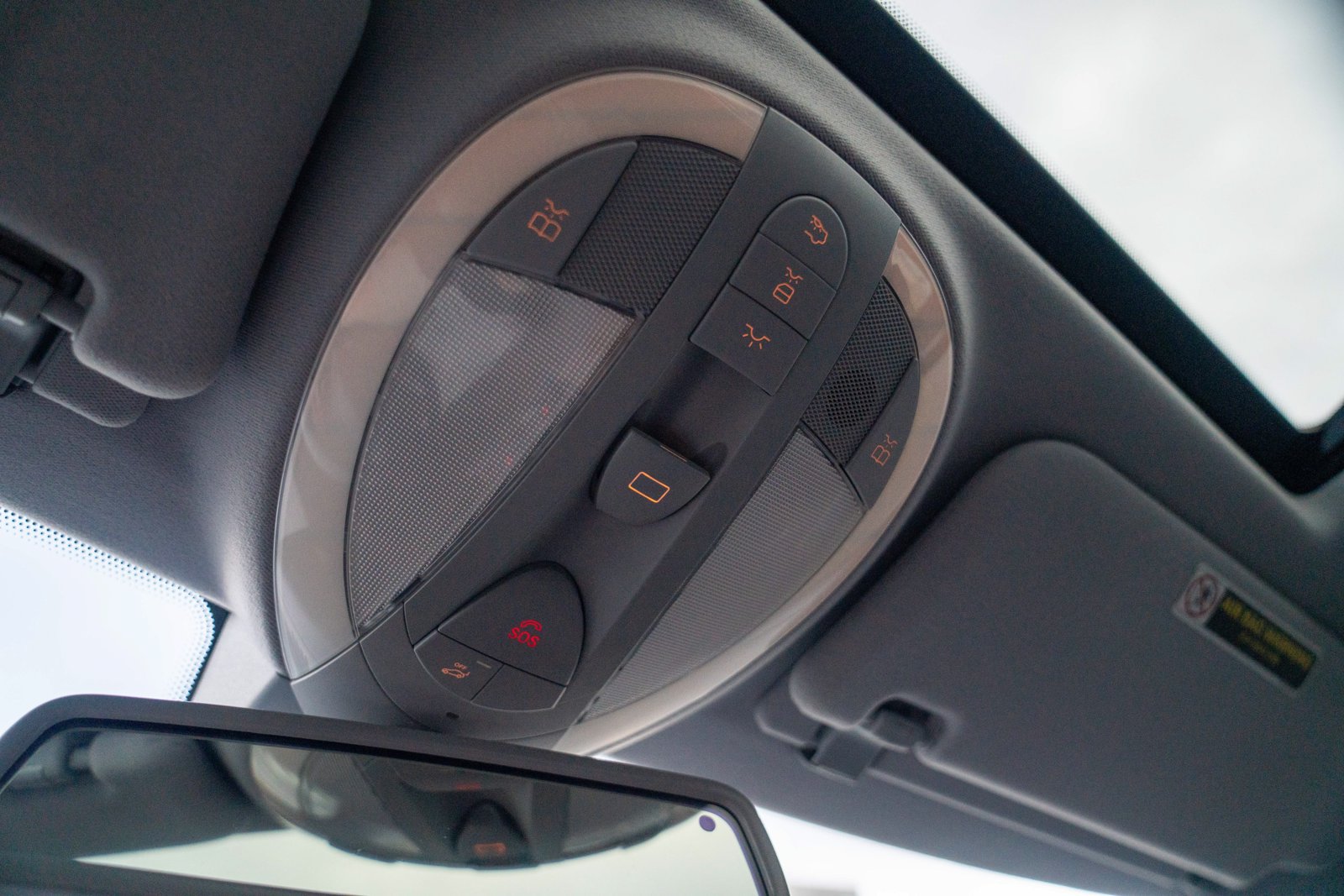 Used 2005 Mercedes-Benz E 500 4MATIC Sedan image 23