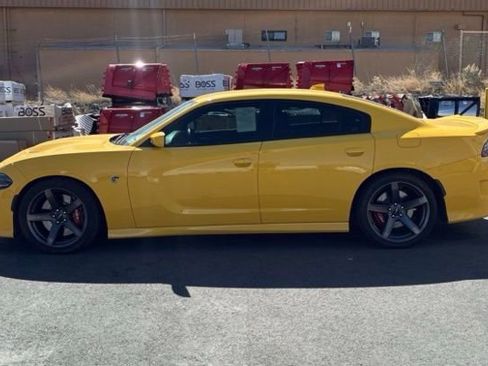 Used 2018 Dodge Charger SRT Hellcat image 3