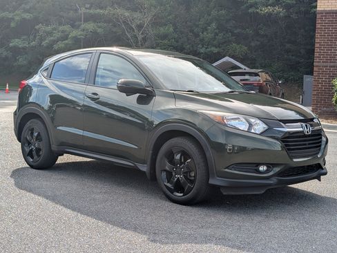 Used 2018 Honda HR-V EX image 11