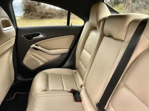 Used 2014 Mercedes-Benz CLA 250 CLA 250 image 14