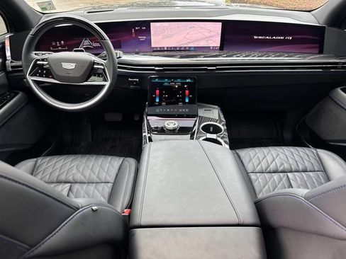 Used 2025 Cadillac Escalade IQ Sport 1 w/ Smart Trailering package AWD/4WD image 22