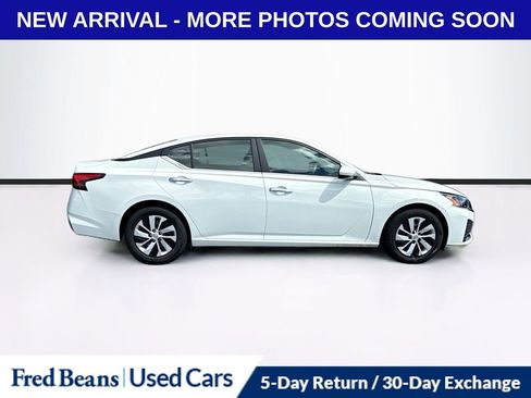 Used 2023 Nissan Altima 2.5 S image 9