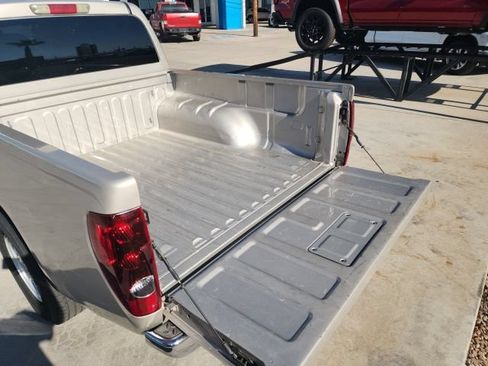 Used 2005 Chevrolet Colorado LS RWD image 10