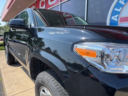 Used 2023 Toyota Tacoma SR image 3