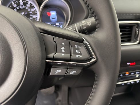 New 2025 MAZDA CX-5 AWD 2.5 S w/ Select Package image 13