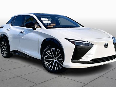 Used 2023 Lexus RZ 450e Premium image 2