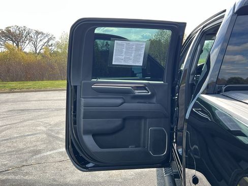 Used 2024 Chevrolet Silverado 3500 LT w/ Midnight Edition image 35