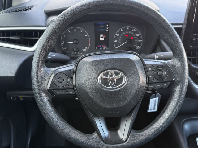 Used 2025 Toyota Corolla LE FWD image 14