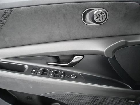 Used 2023 Hyundai Elantra N FWD image 7