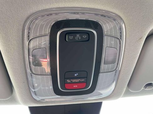 Used 2024 Hyundai Kona SEL AWD/4WD image 32