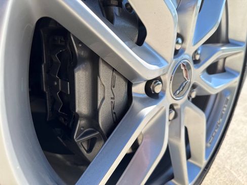 Used 2019 Chevrolet Corvette Stingray Coupe w/ 1LT RWD image 91