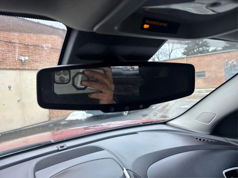 Used 2015 Chevrolet Equinox LT w/ Driver Convenience Package image 18