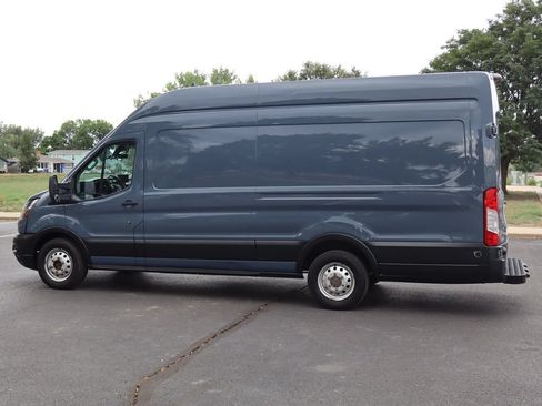Used 2022 Ford Transit 250 148 High Roof Extended AWD w/ Parcel Delivery Package image 8