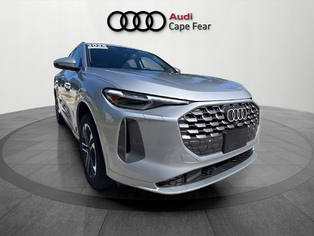 Used 2026 Audi Q5 Premium Plus w/ Premium Plus AWD/4WD image 11