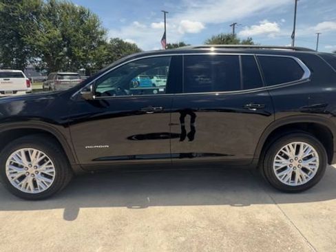 Certified 2026 GMC Acadia Elevation w/ Elevation Premium Package FWD image 5