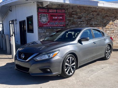 Used 2016 Nissan Altima 2.5 SR image 2