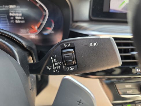 Used 2023 BMW 530i w/ Executive Package RWD image 31