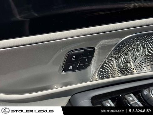 Used 2025 Lincoln Nautilus Reserve AWD/4WD image 22