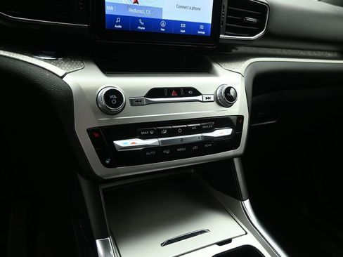 Certified 2022 Ford Explorer Timberline image 16