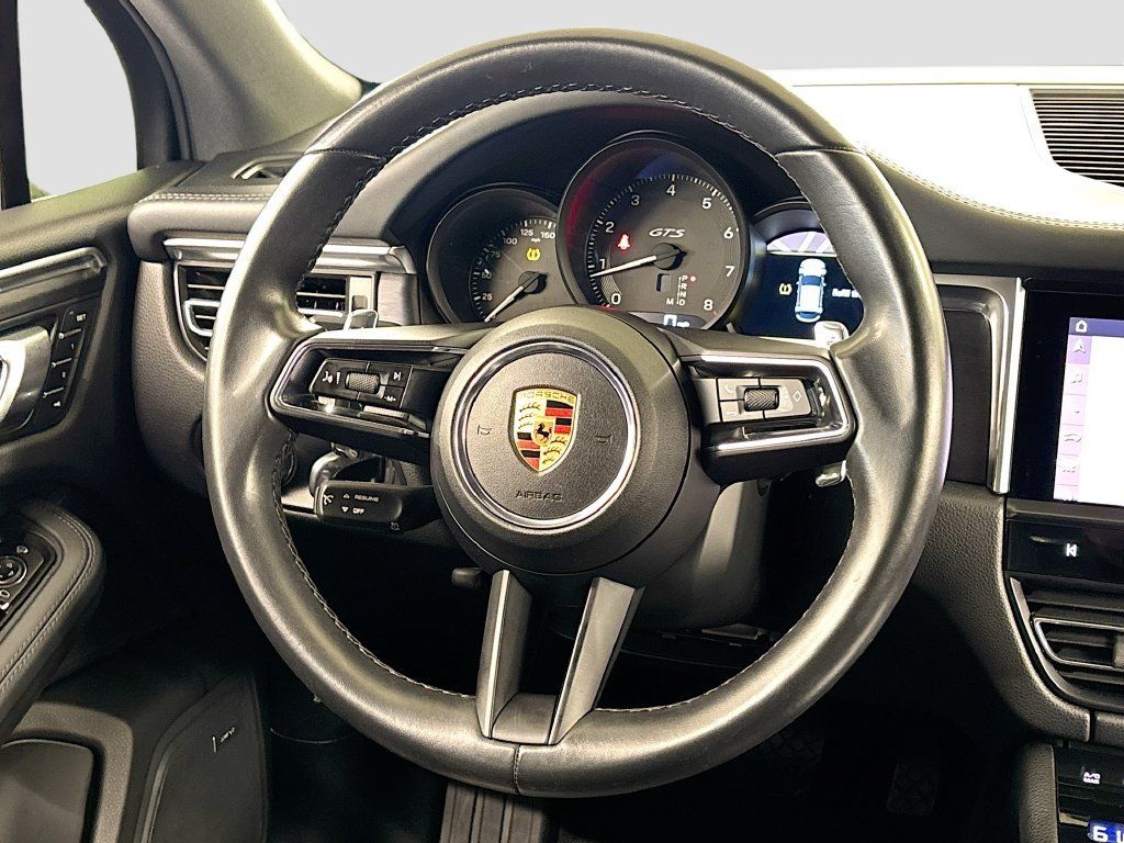 Used 2022 Porsche Macan GTS AWD/4WD image 18