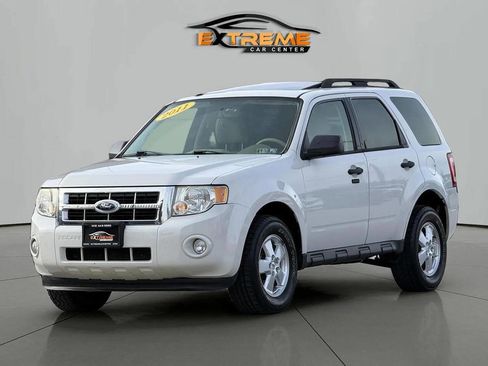 Used 2011 Ford Escape XLT w/ 201A Rapid Spec Order Code image 1