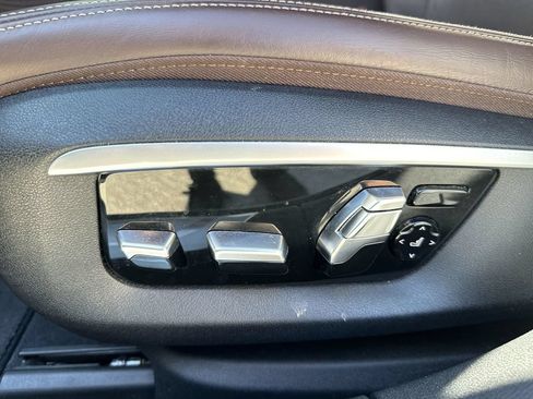 Used 2016 BMW 750i xDrive AWD/4WD image 35